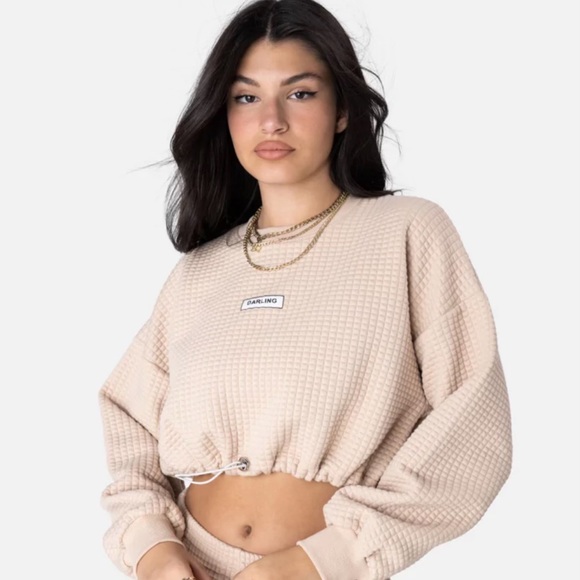 Darling Two Piece SweatSuit! - Picture 1 of 12